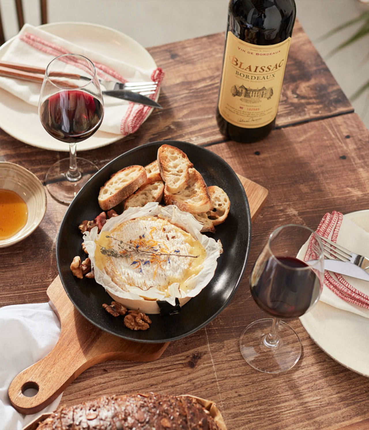 Camembert roti accordé avec Blaissac Rouge