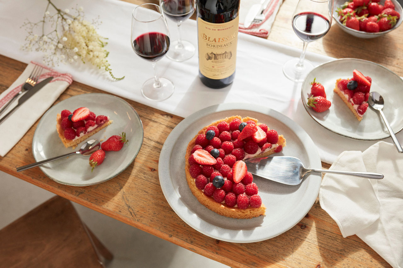 Tarte aux fruits rouge accordée avec Blaissac Rouge
